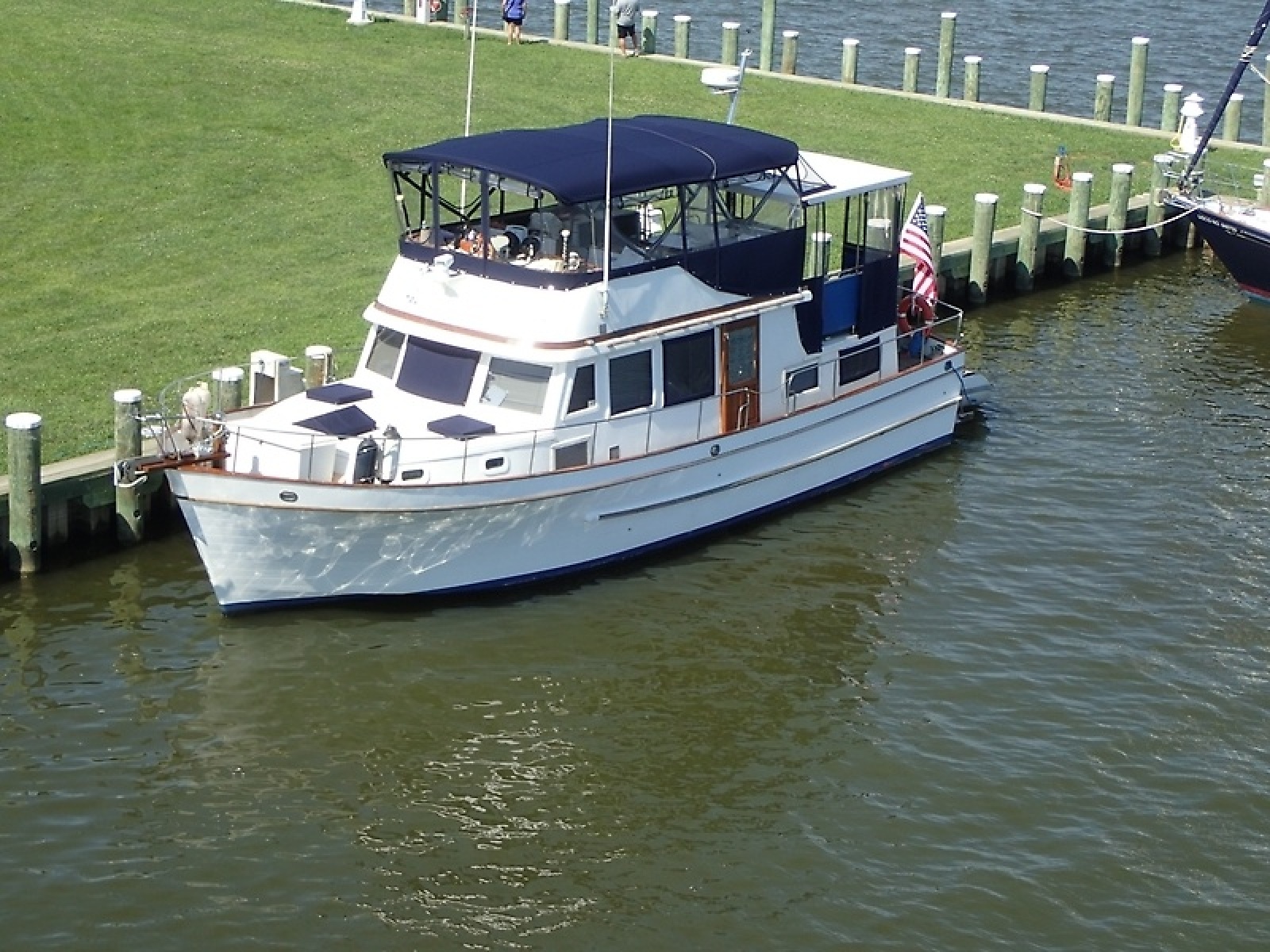 1981 Marine Trader 44 Double Cabin — 0005750830
