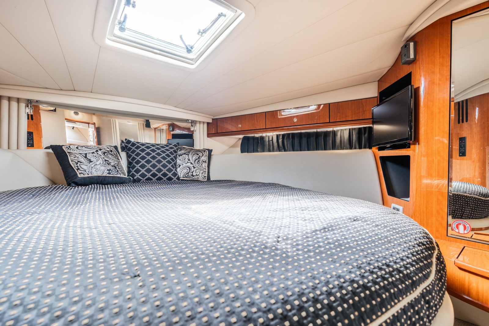 2001 Sea Ray 510 Sundancer 800 CAT