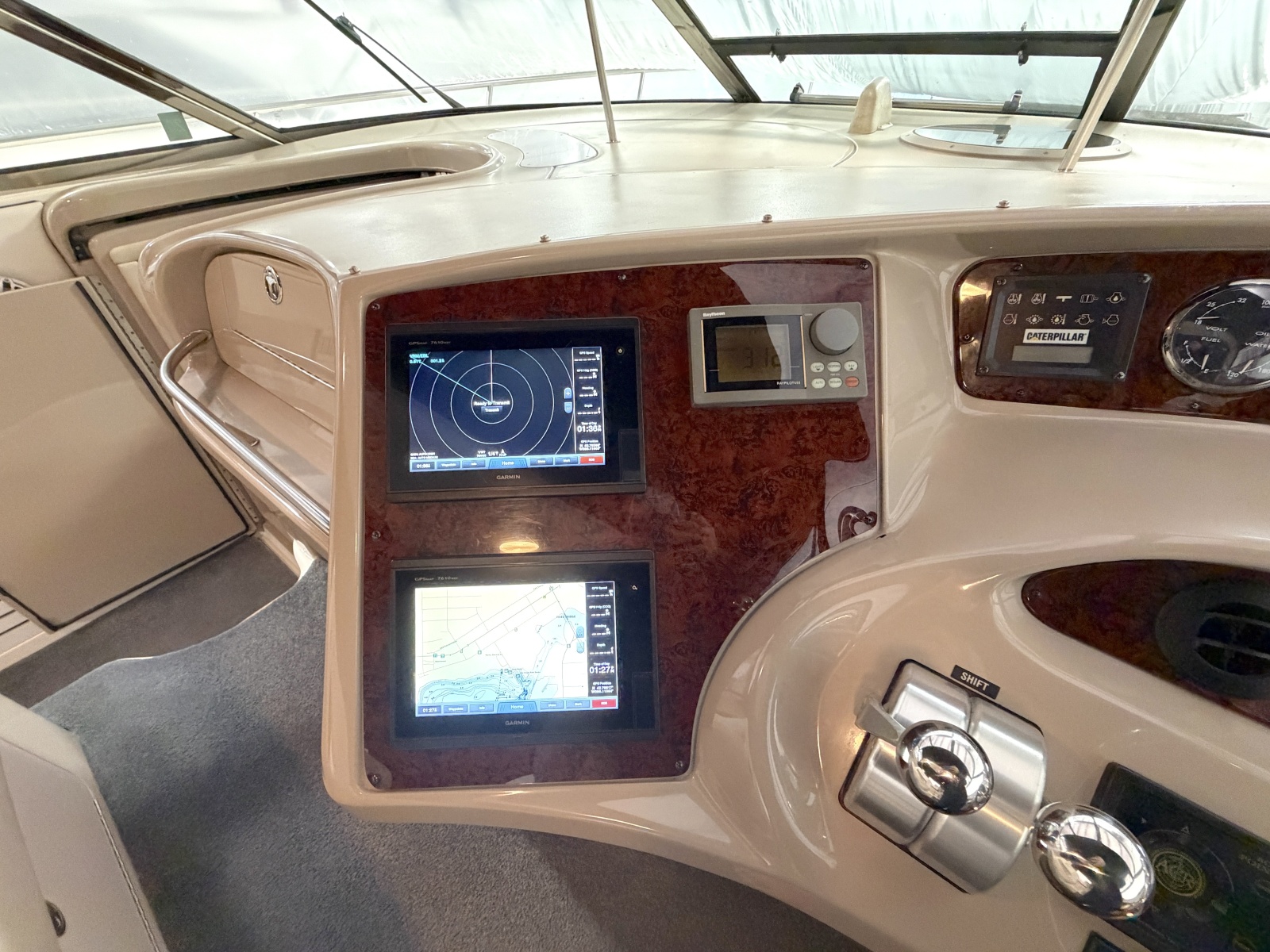 2001 Sea Ray 510 Sundancer 800 CAT