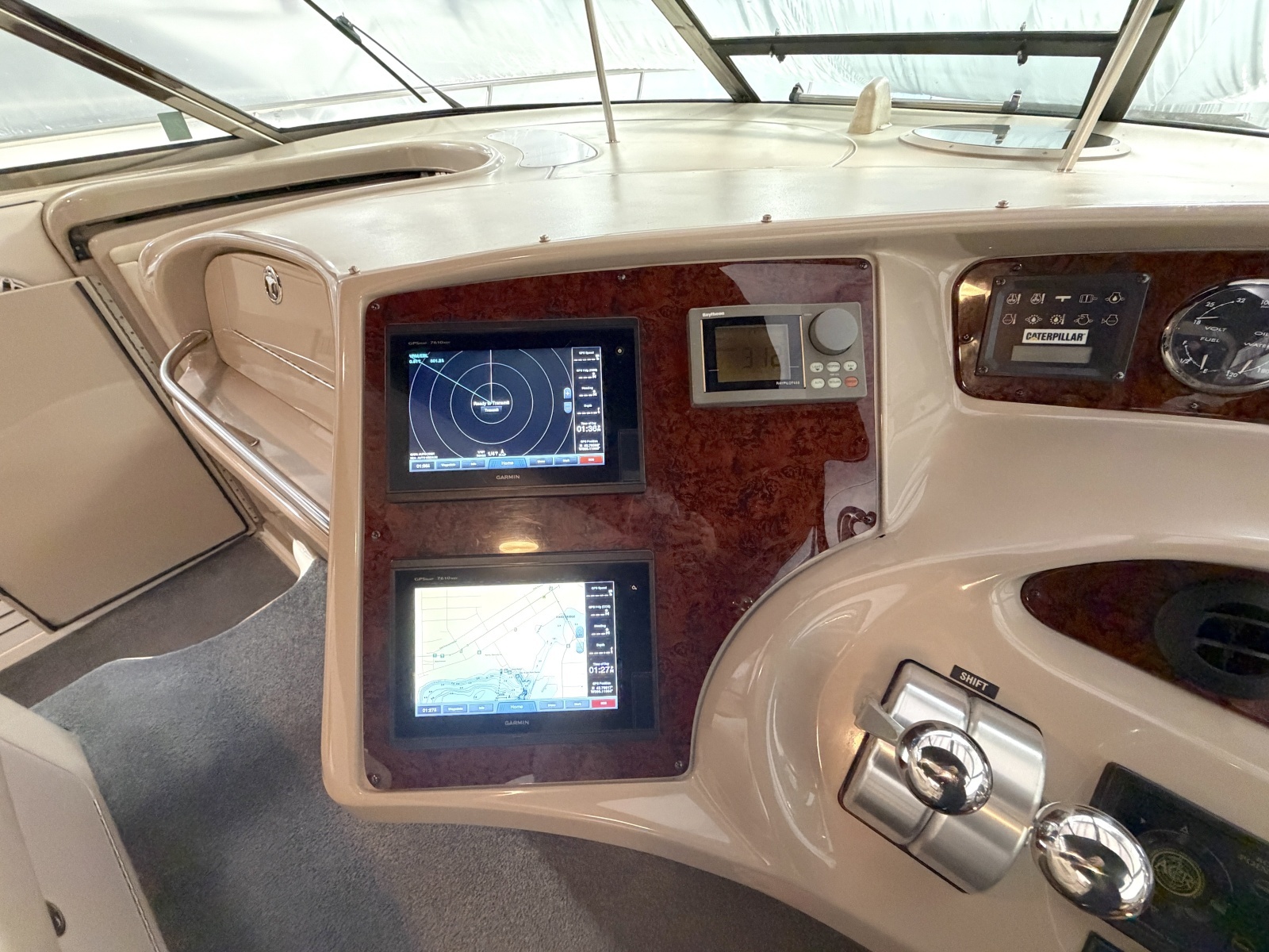 2001 Sea Ray 510 Sundancer 800 CAT