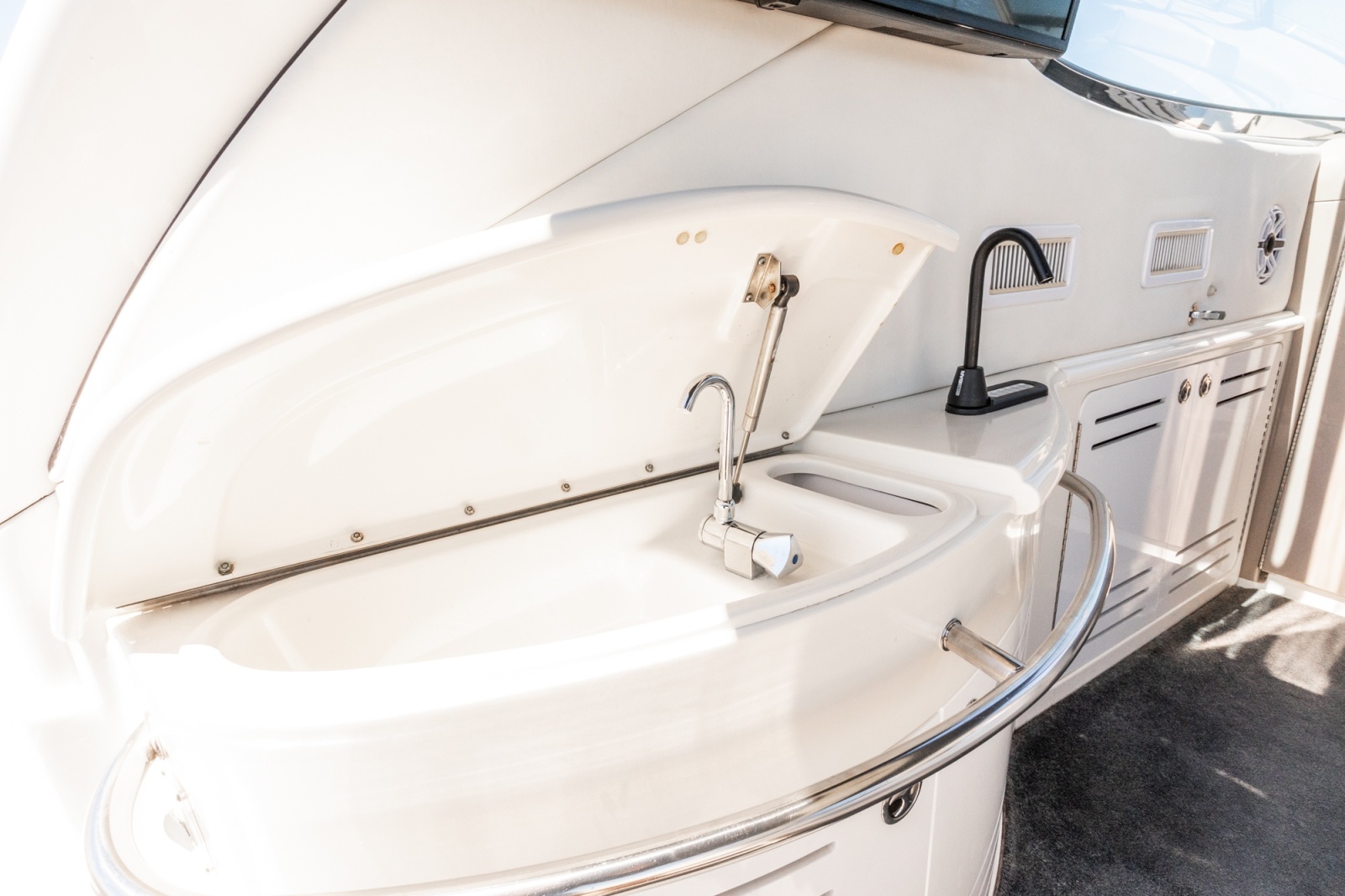 2001 Sea Ray 510 Sundancer 800 CAT