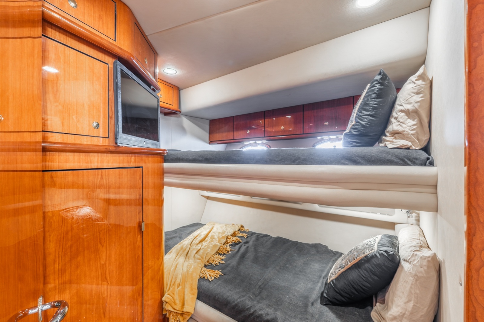 2001 Sea Ray 510 Sundancer 800 CAT