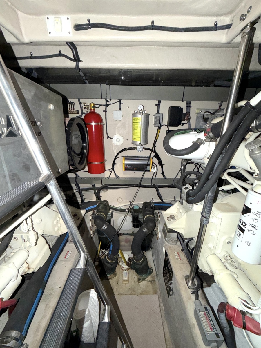2001 Sea Ray 510 Sundancer 800 CAT
