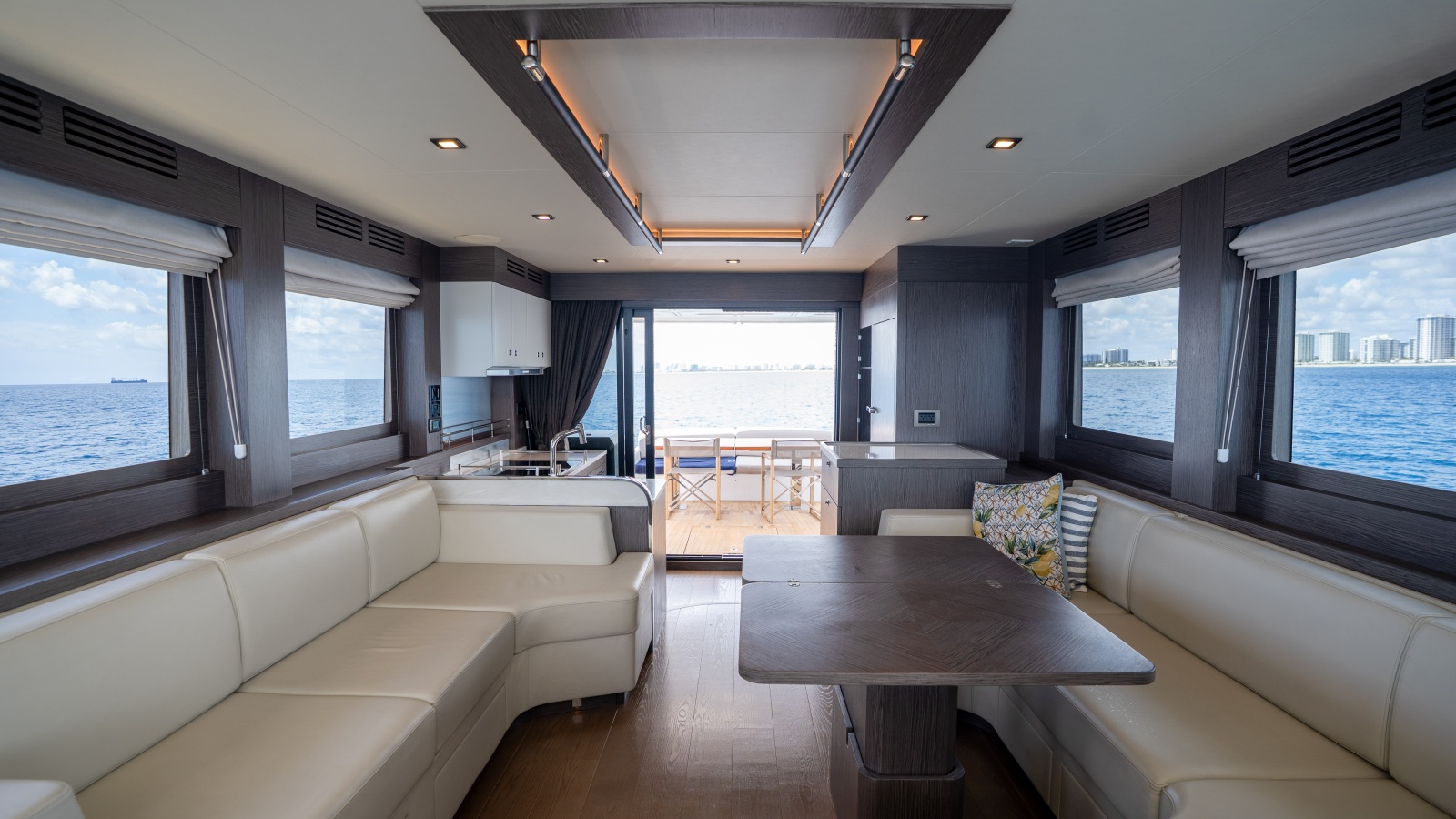 2025 Sirena 58