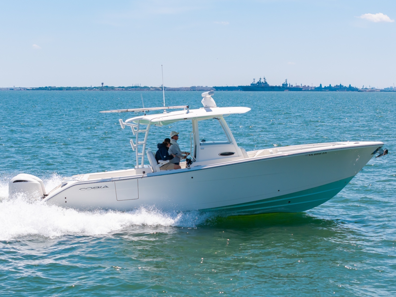 32 Cobia 2020 Hank 05