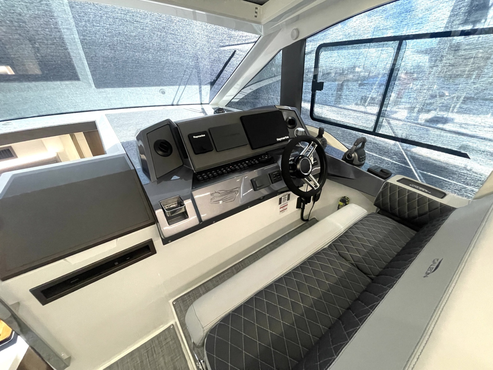2020 Galeon 425 HTS