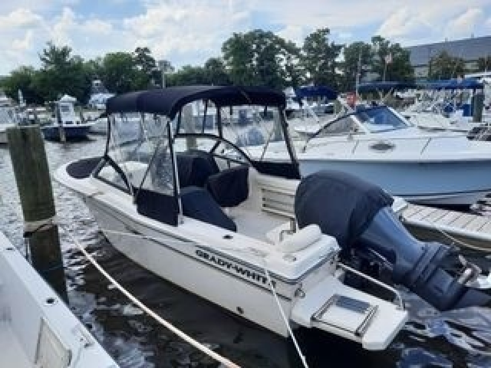 2016 Grady-White Freedom 205