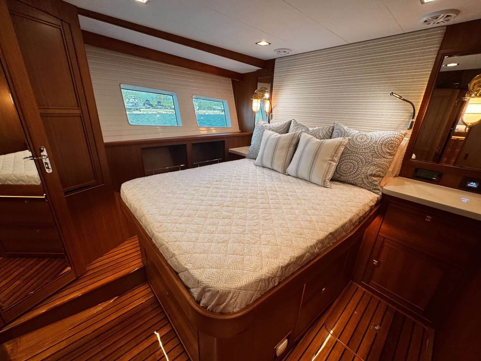 2025 Marlow EXPLORER 70E MK II