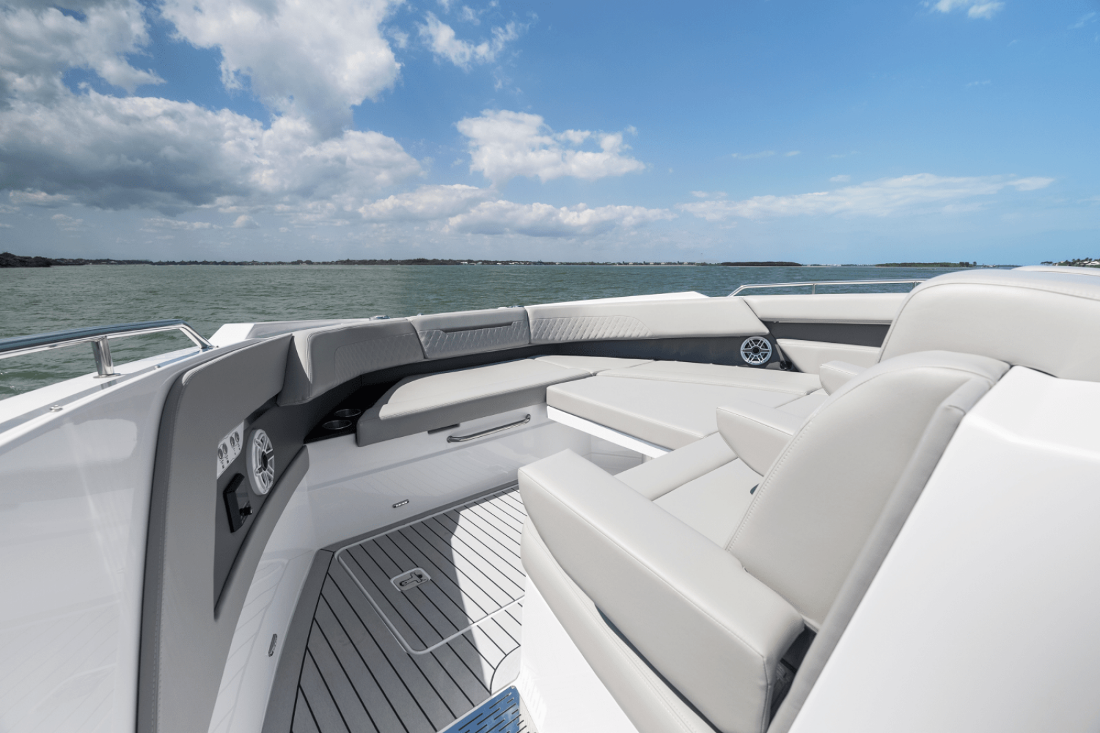 50ft Cruisers Yachts Yacht For Sale