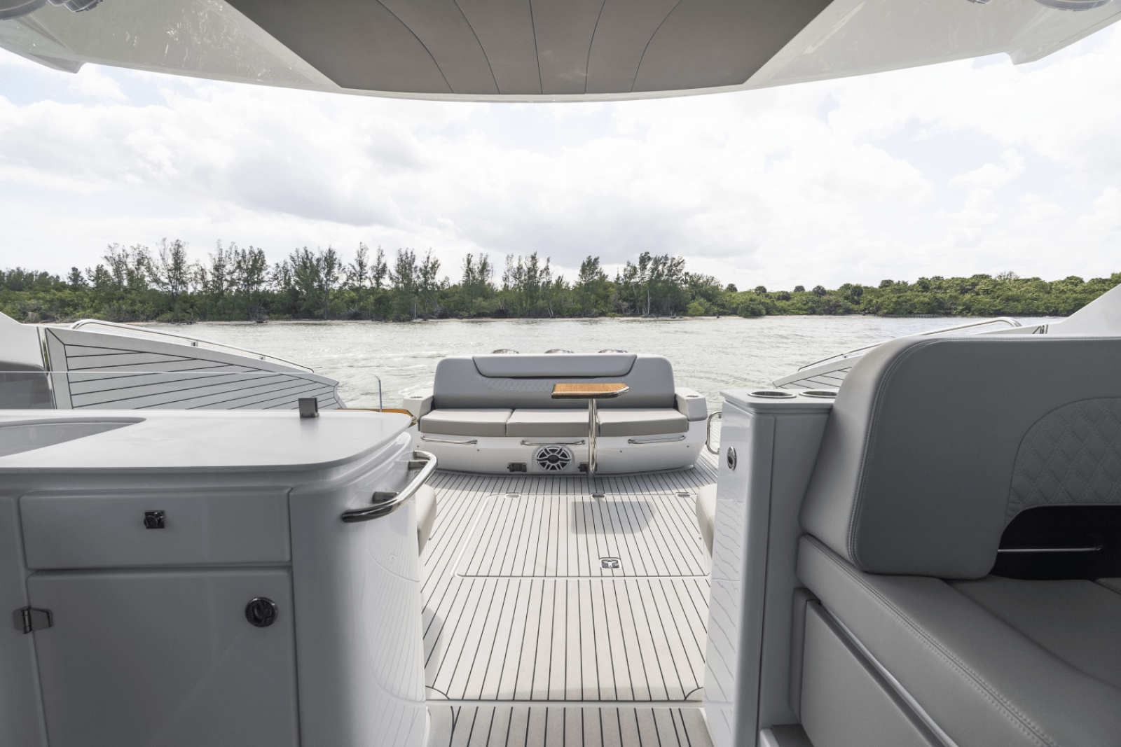 50ft Cruisers Yachts Yacht For Sale