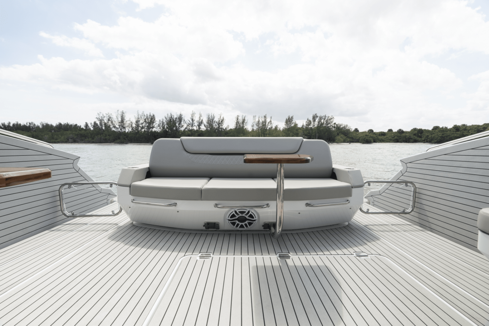 50ft Cruisers Yachts Yacht For Sale