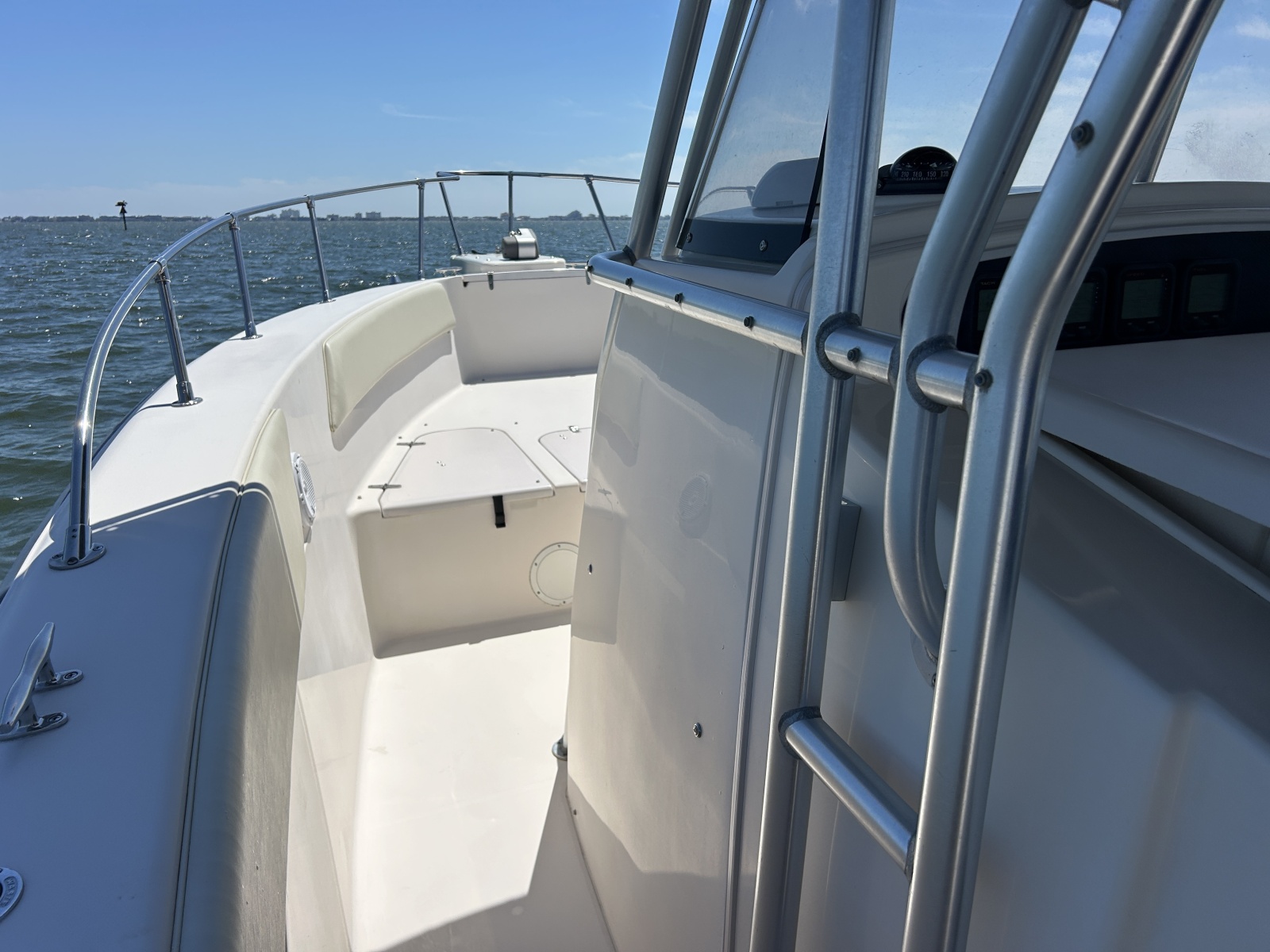 1999 Grady-White 306 Bimini
