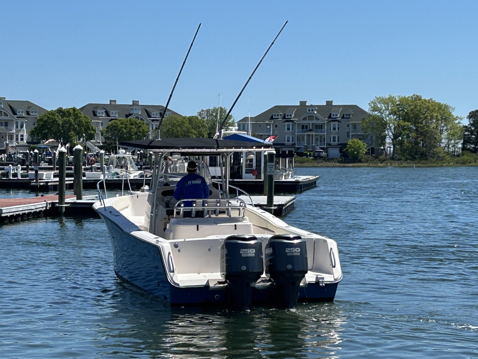 1999 Grady-White 306 Bimini