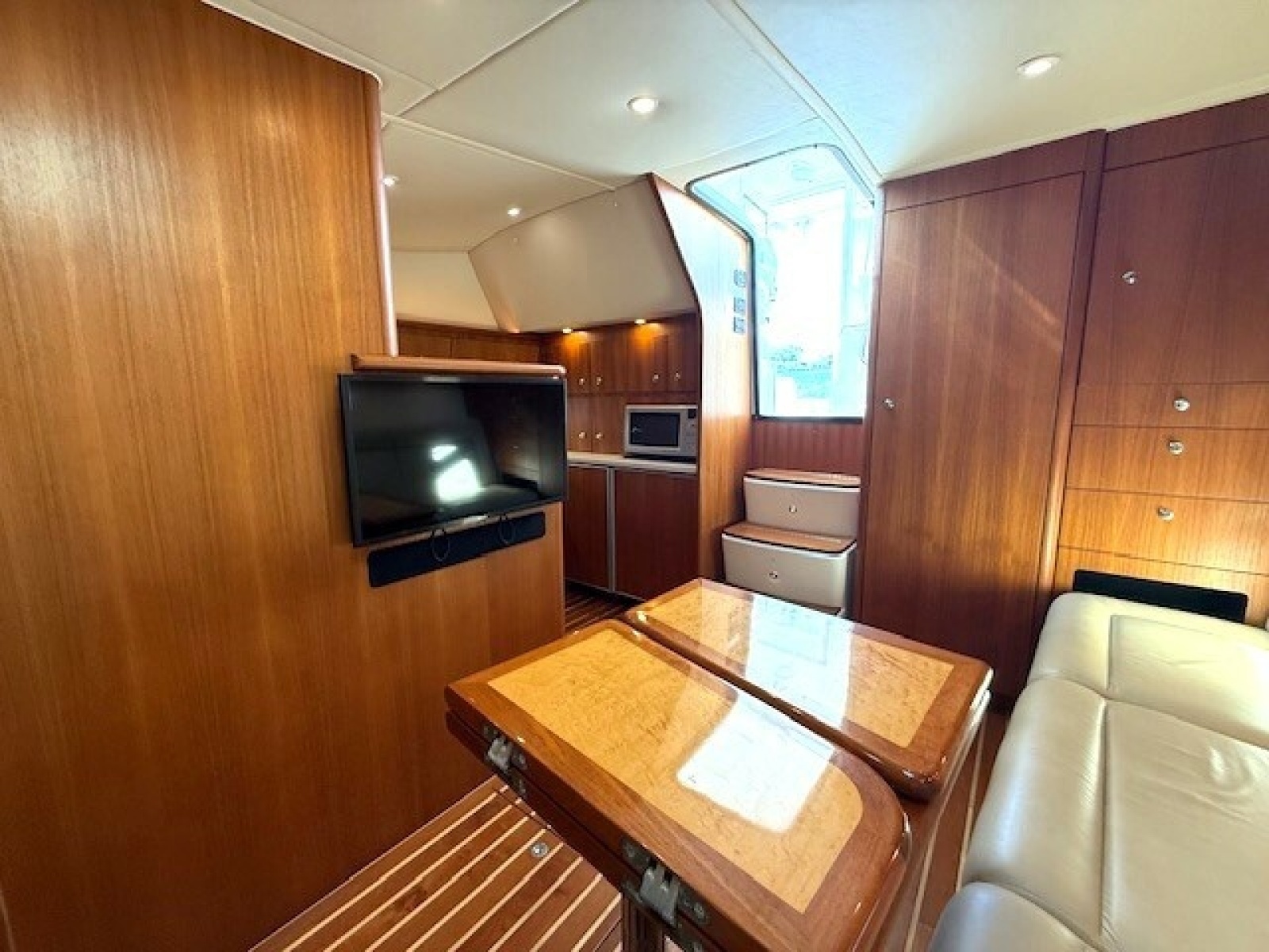 2007 Tiara Yachts 4200 Open