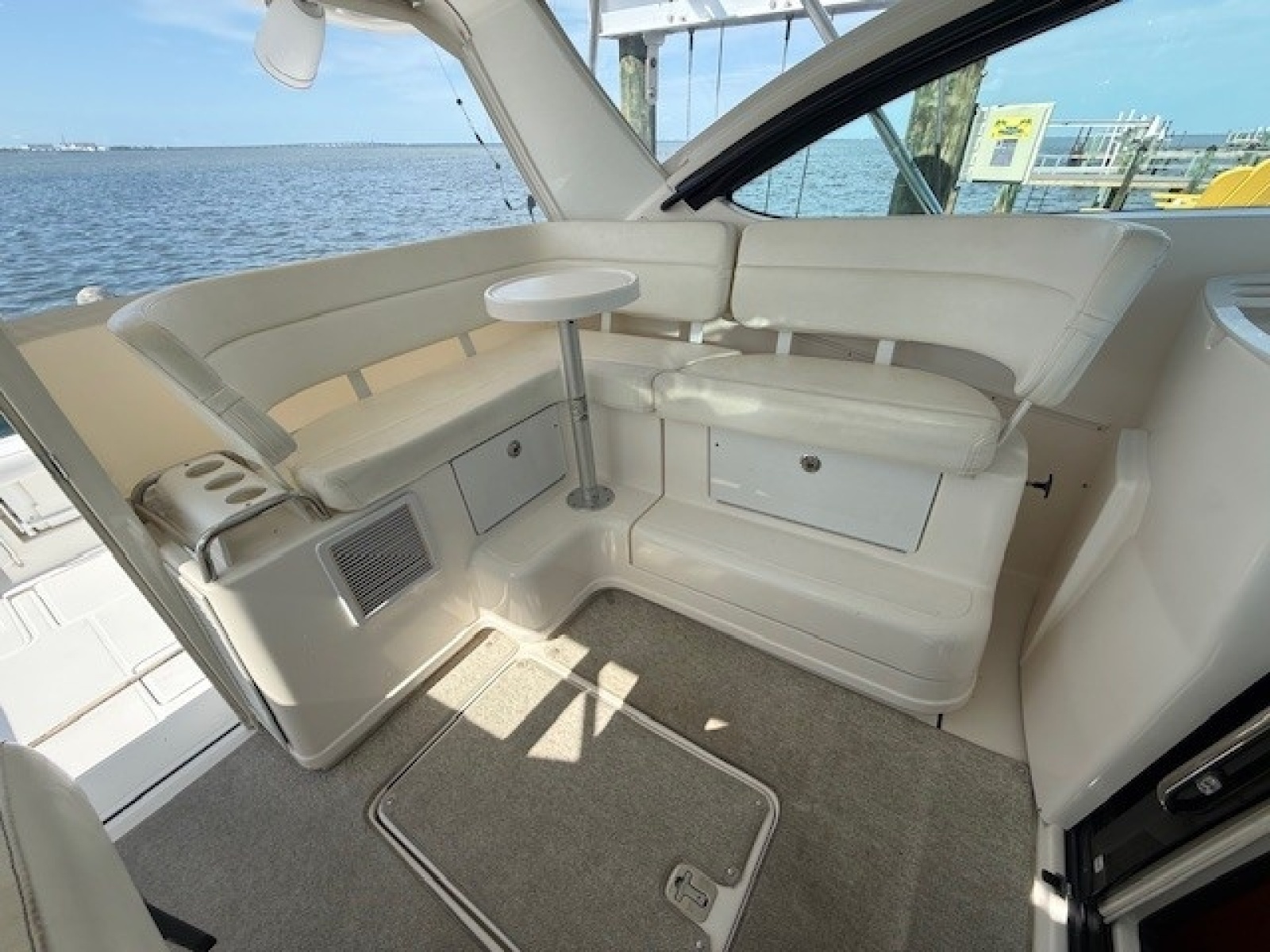 2007 Tiara Yachts 4200 Open