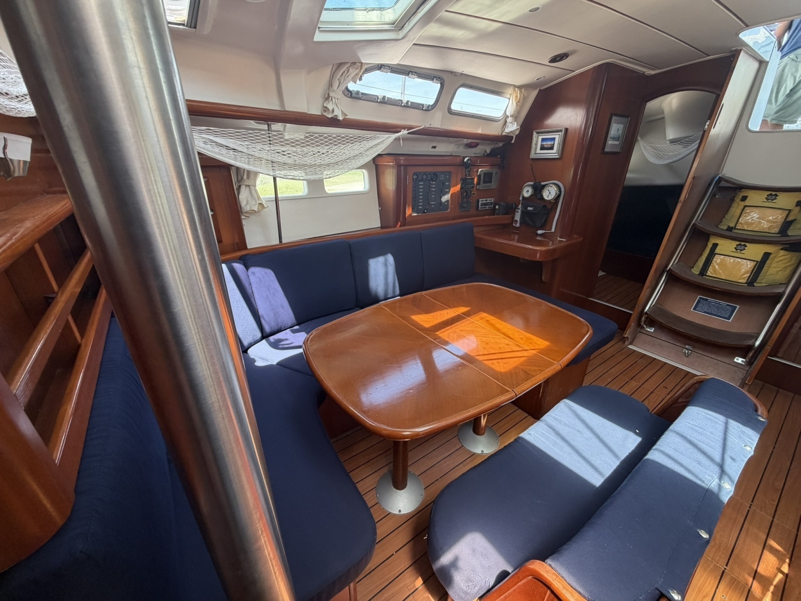 SOJOURNER 42ft Beneteau Yacht For Sale