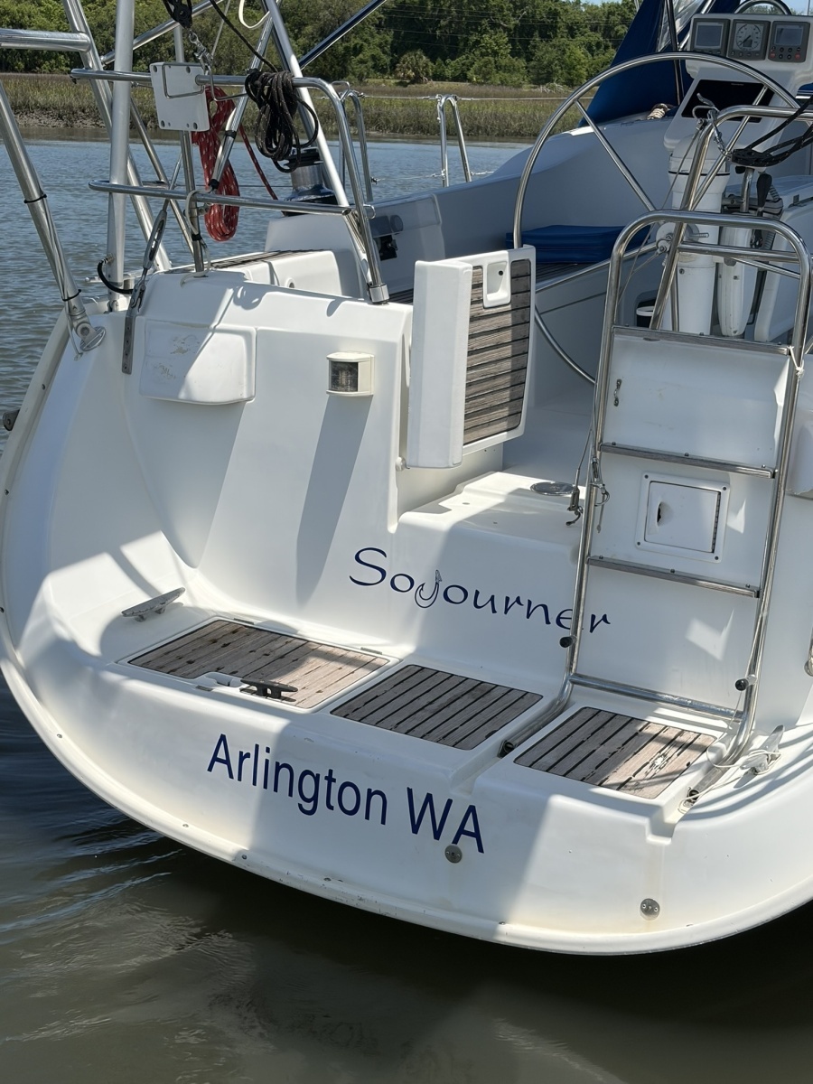 SOJOURNER 42ft Beneteau Yacht For Sale