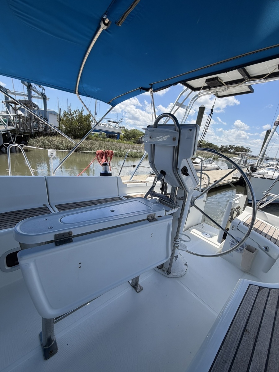 SOJOURNER 42ft Beneteau Yacht For Sale