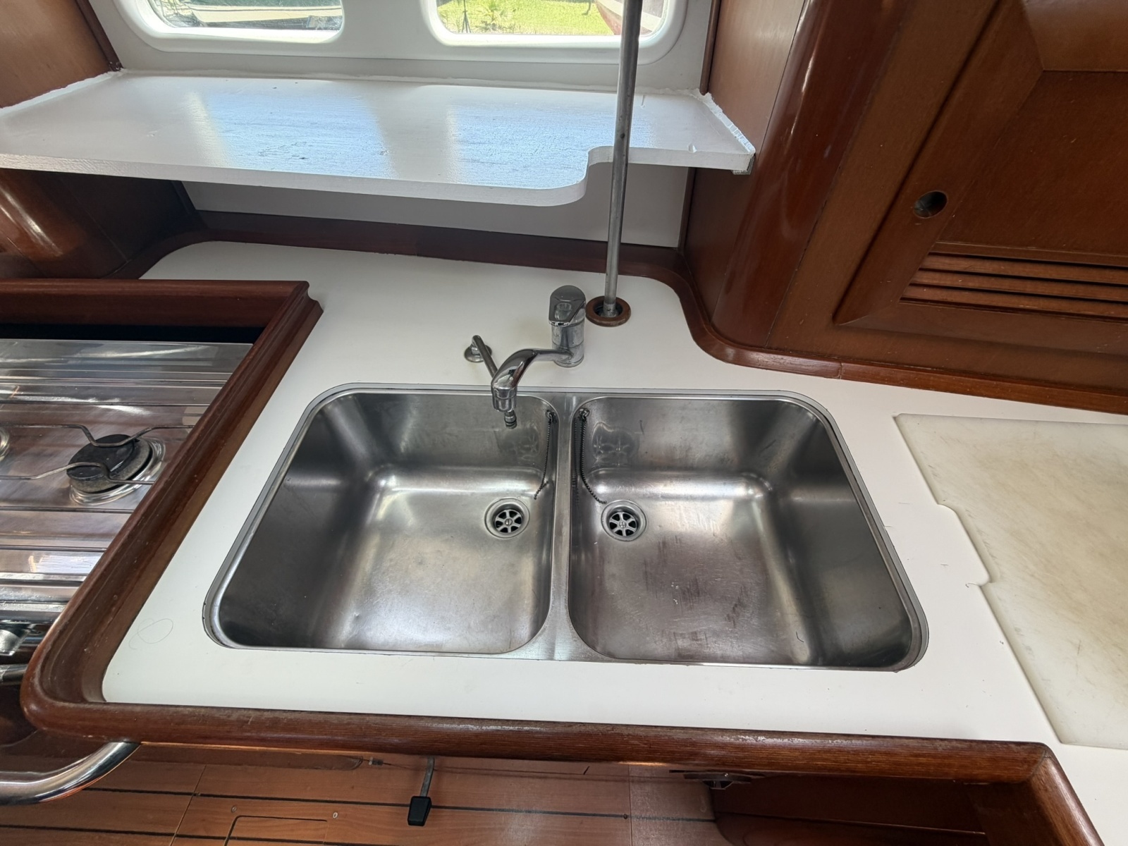 SOJOURNER 42ft Beneteau Yacht For Sale