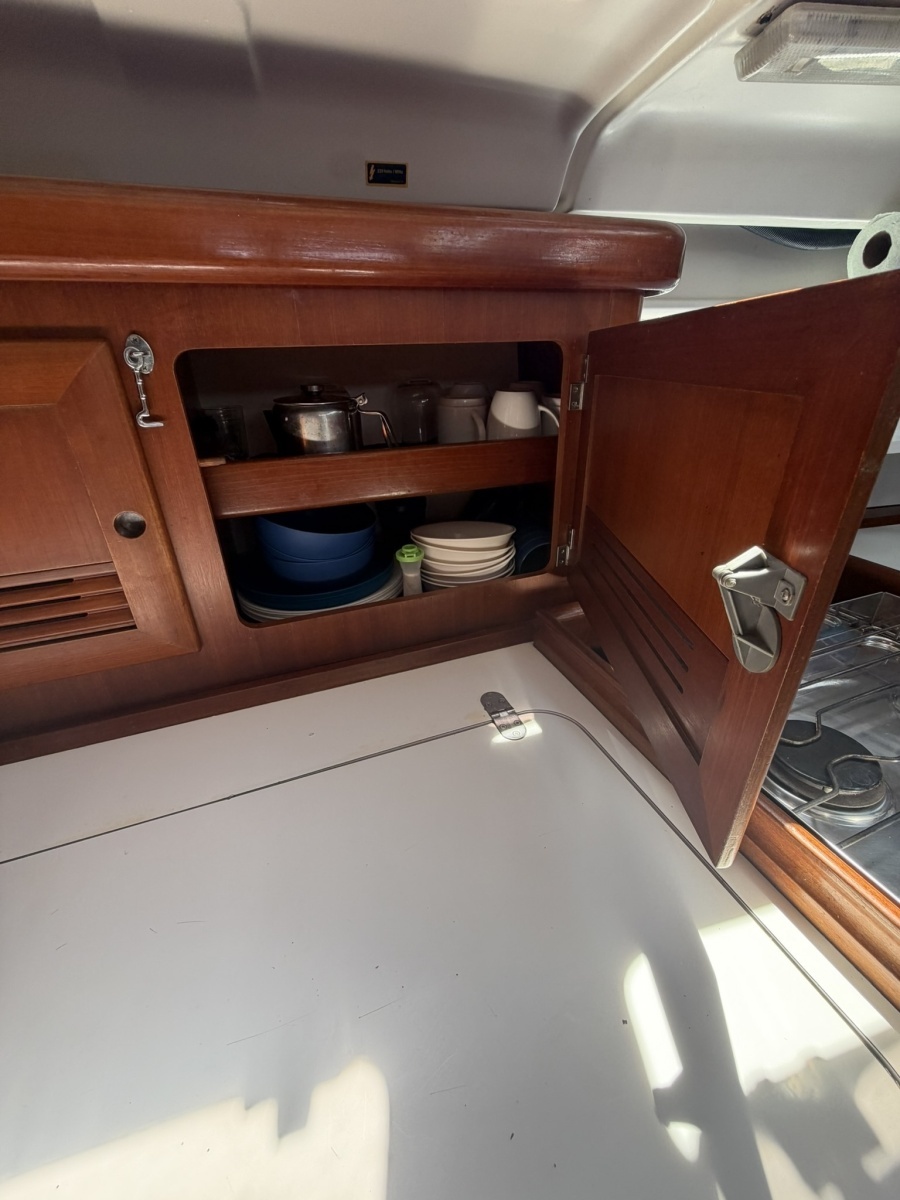 SOJOURNER 42ft Beneteau Yacht For Sale