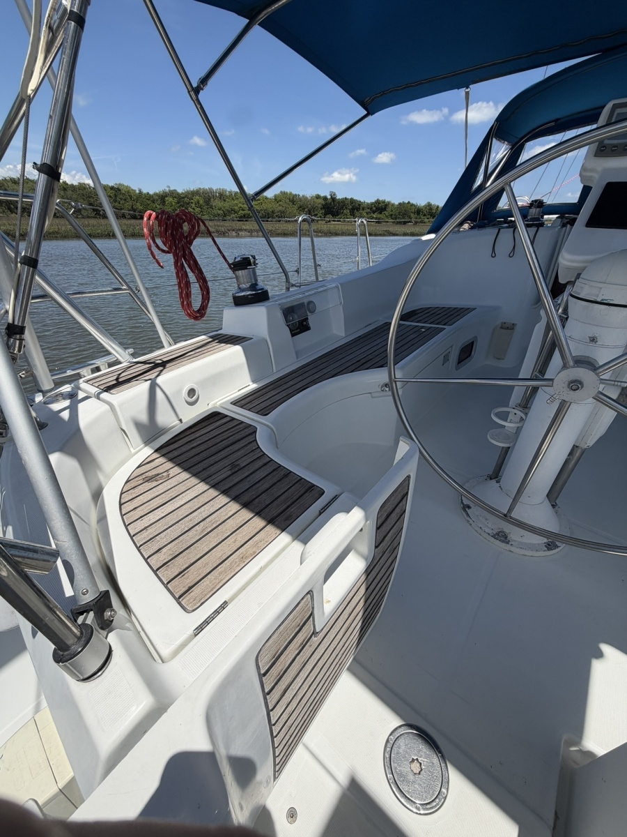 SOJOURNER 42ft Beneteau Yacht For Sale
