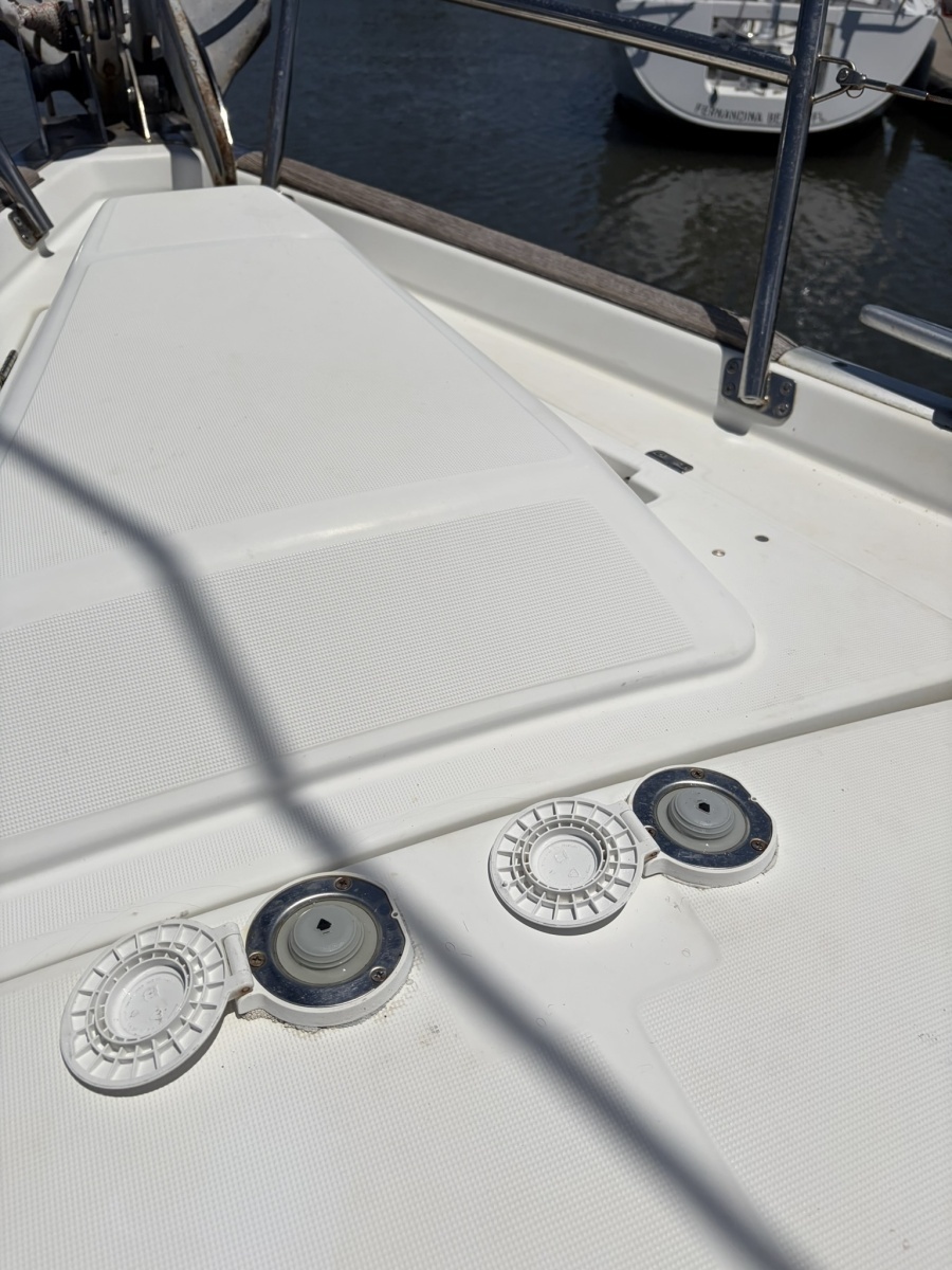 SOJOURNER 42ft Beneteau Yacht For Sale