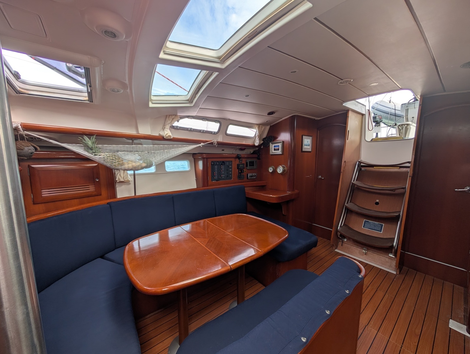 SOJOURNER 42ft Beneteau Yacht For Sale