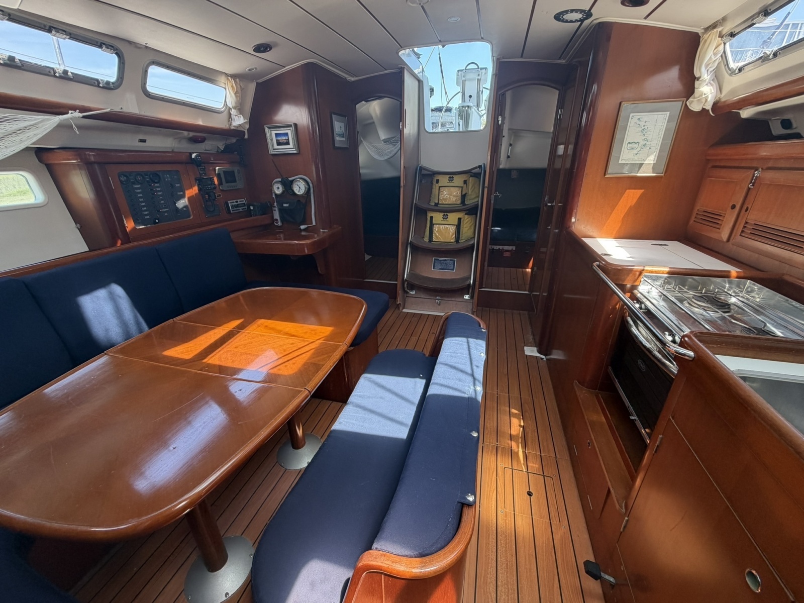 SOJOURNER 42ft Beneteau Yacht For Sale