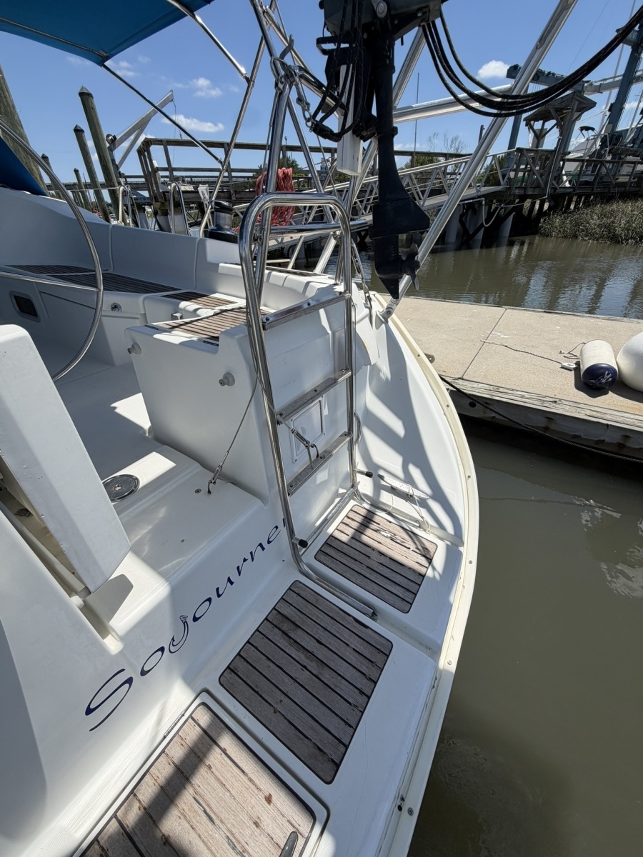 SOJOURNER 42ft Beneteau Yacht For Sale