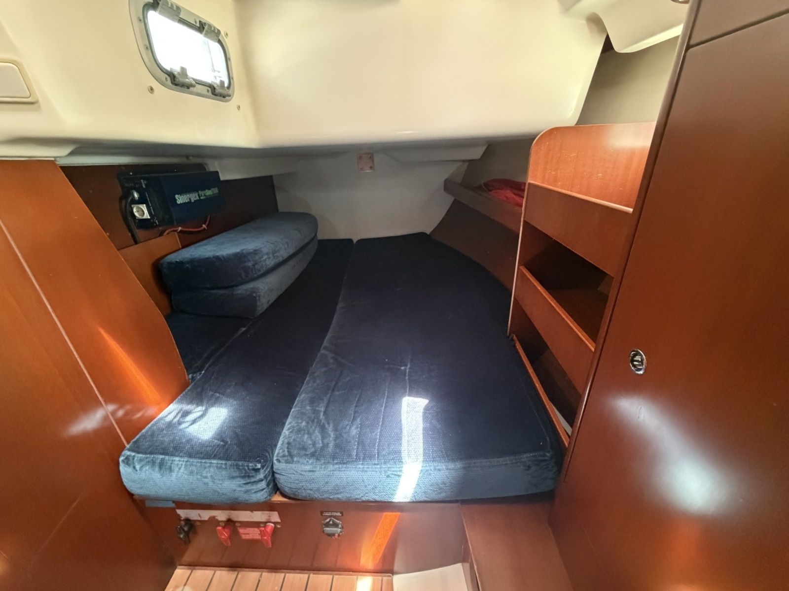 SOJOURNER 42ft Beneteau Yacht For Sale
