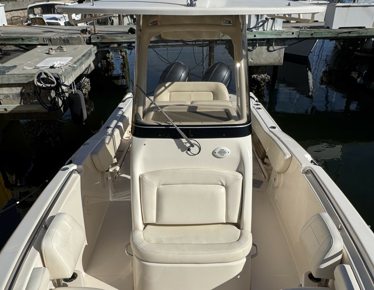 2017 Grady-White Fisherman 257