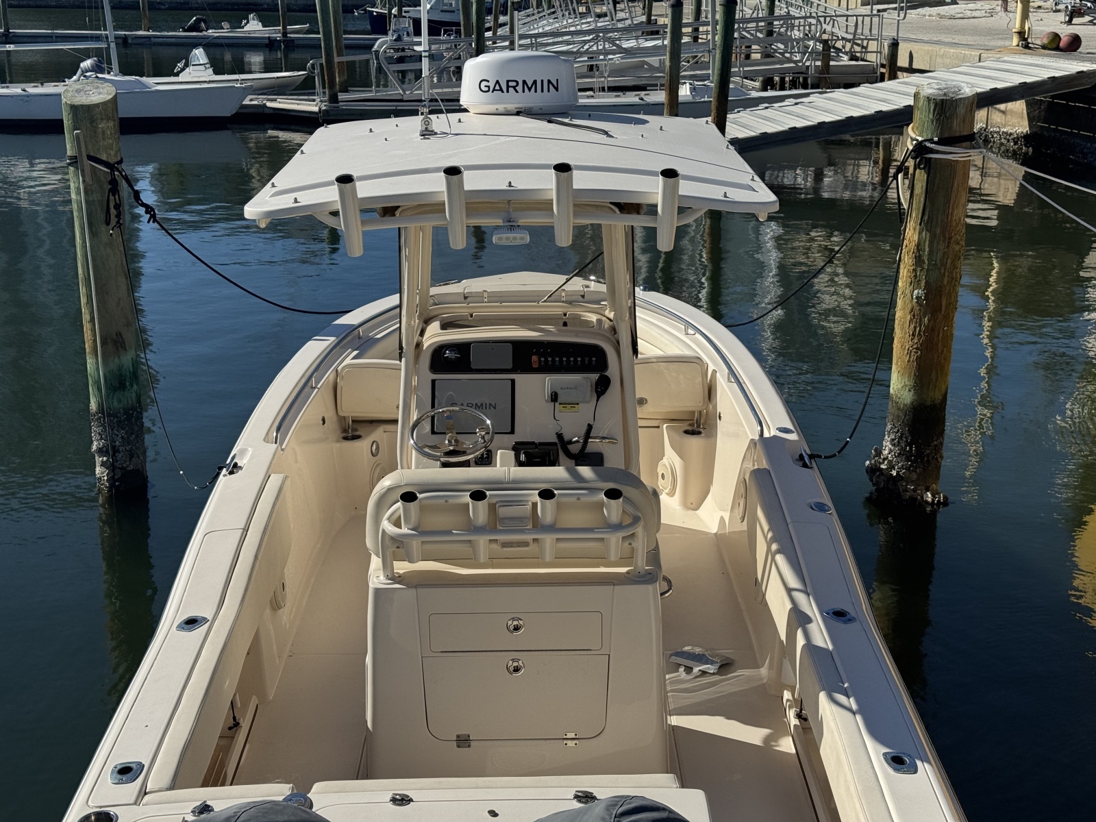 2017 Grady-White Fisherman 257