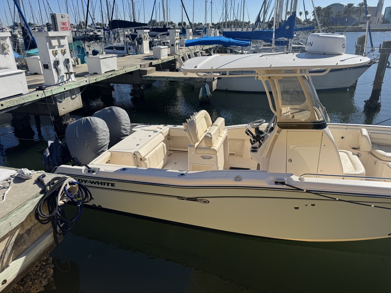 2017 Grady-White Fisherman 257