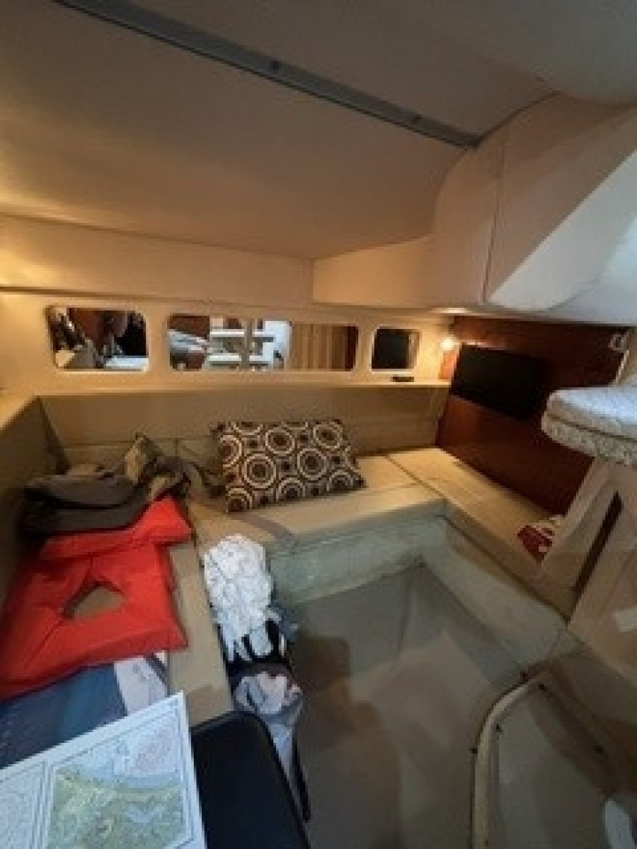 Cushioned Settee