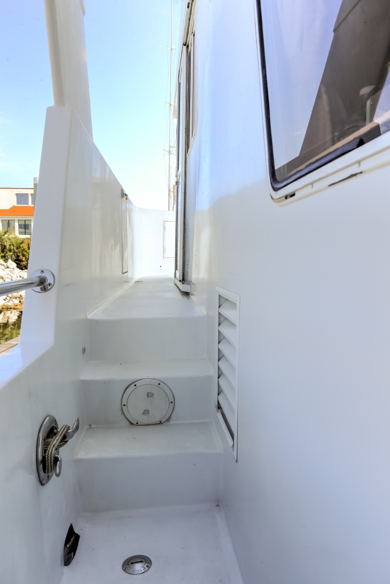 2003 Jefferson 57 Pilothouse