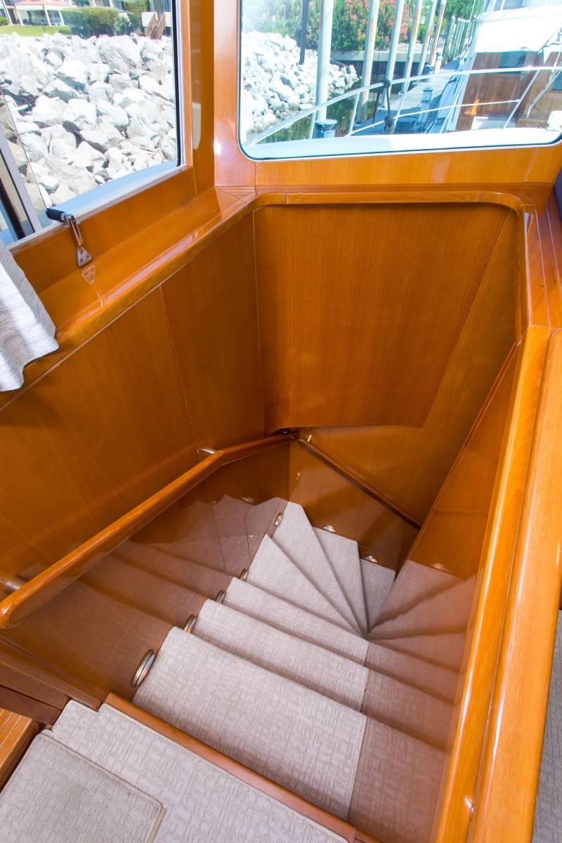 2003 Jefferson 57 Pilothouse