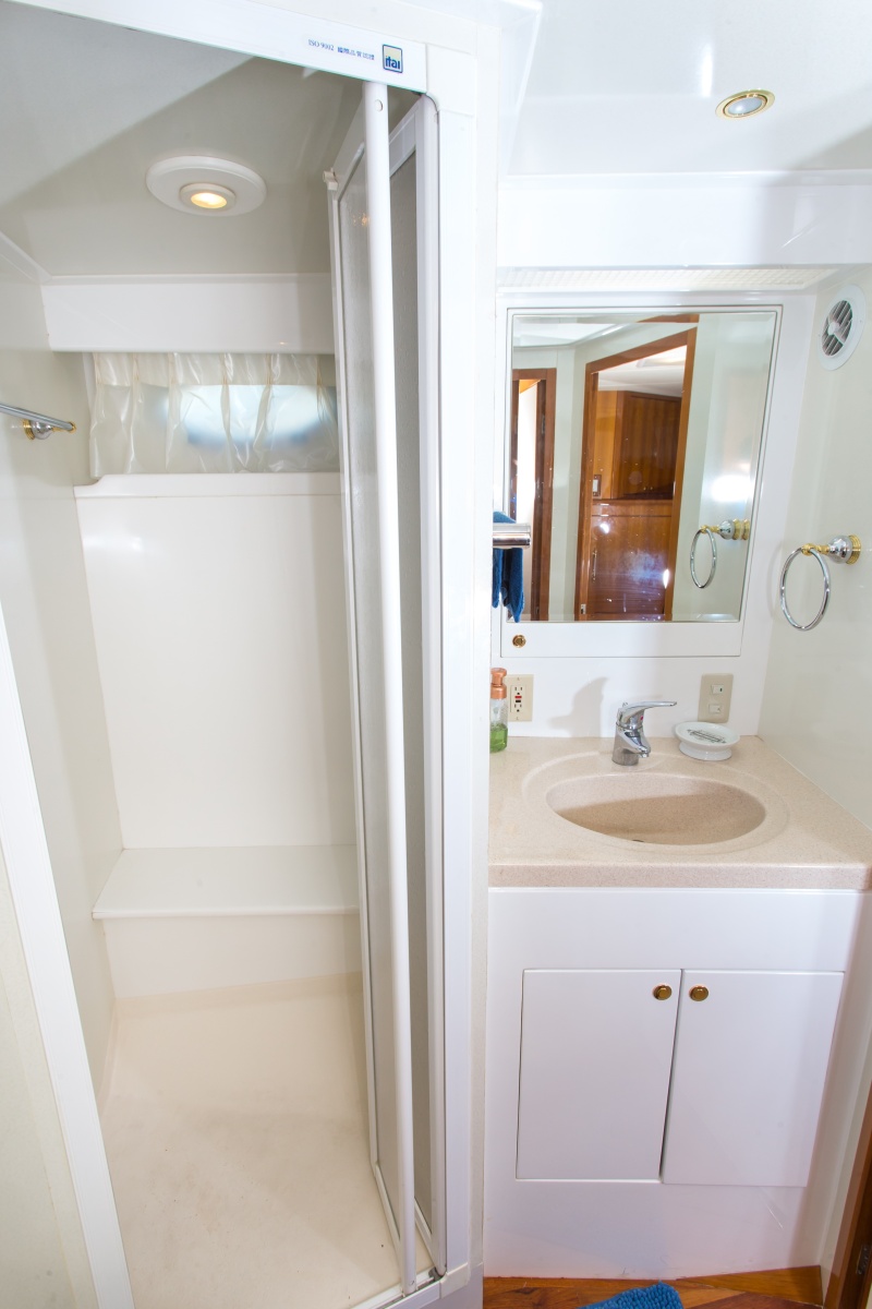 2003 Jefferson 57 Pilothouse