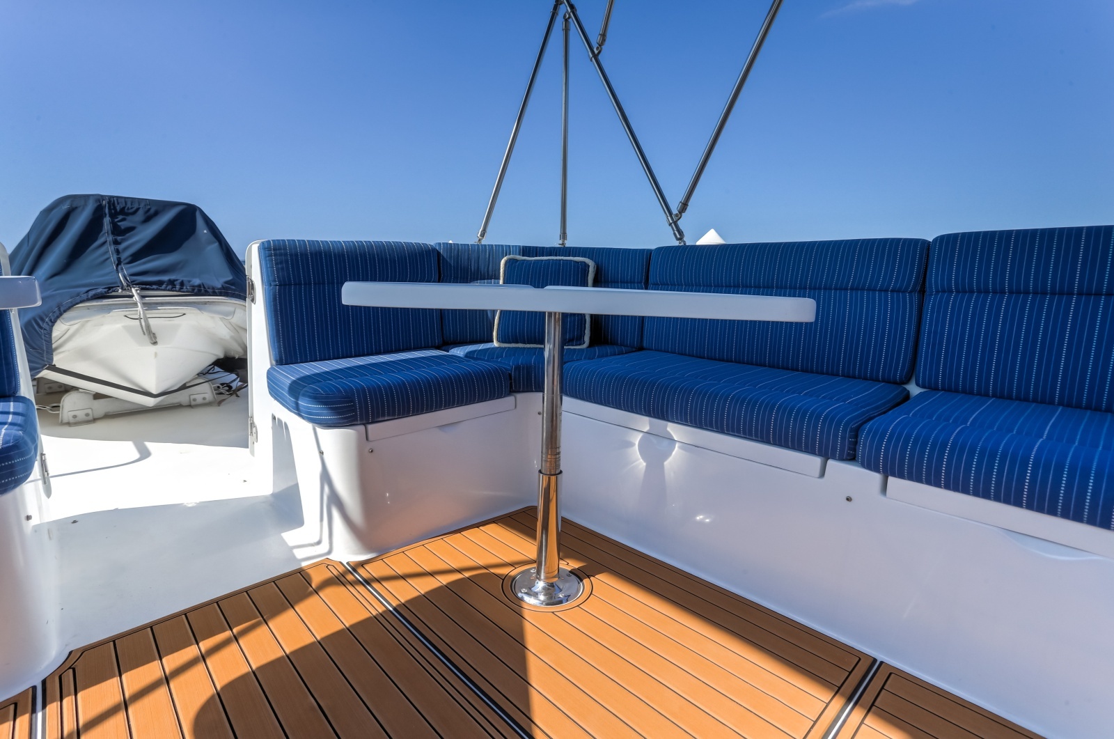 2003 Jefferson 57 Pilothouse