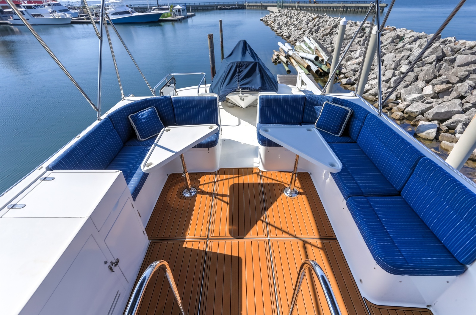 2003 Jefferson 57 Pilothouse