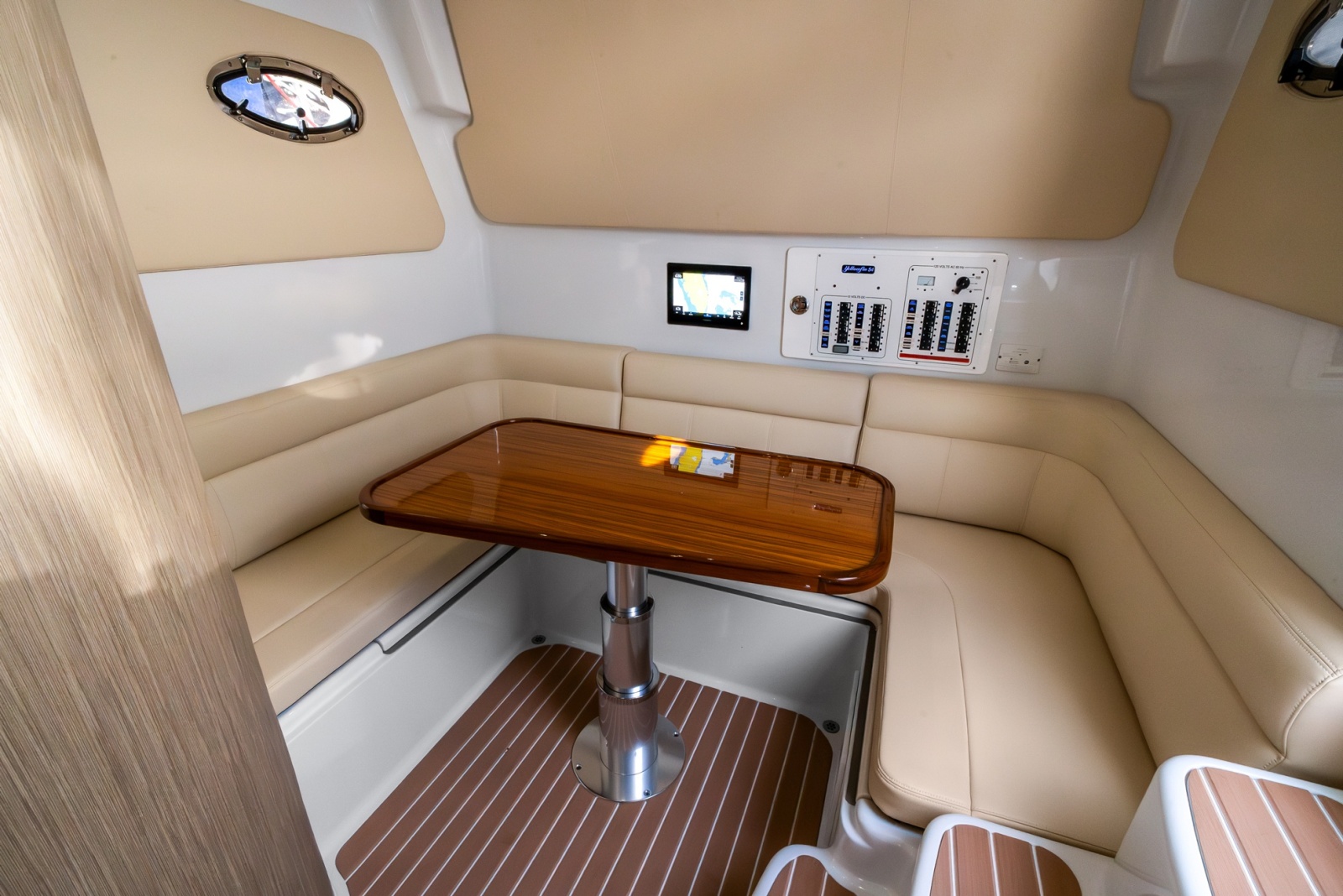 2024 Yellowfin 54 Offshore