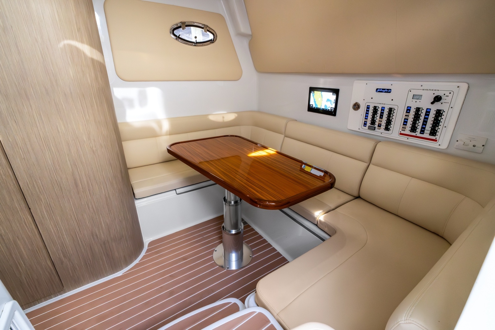 2024 Yellowfin 54 Offshore