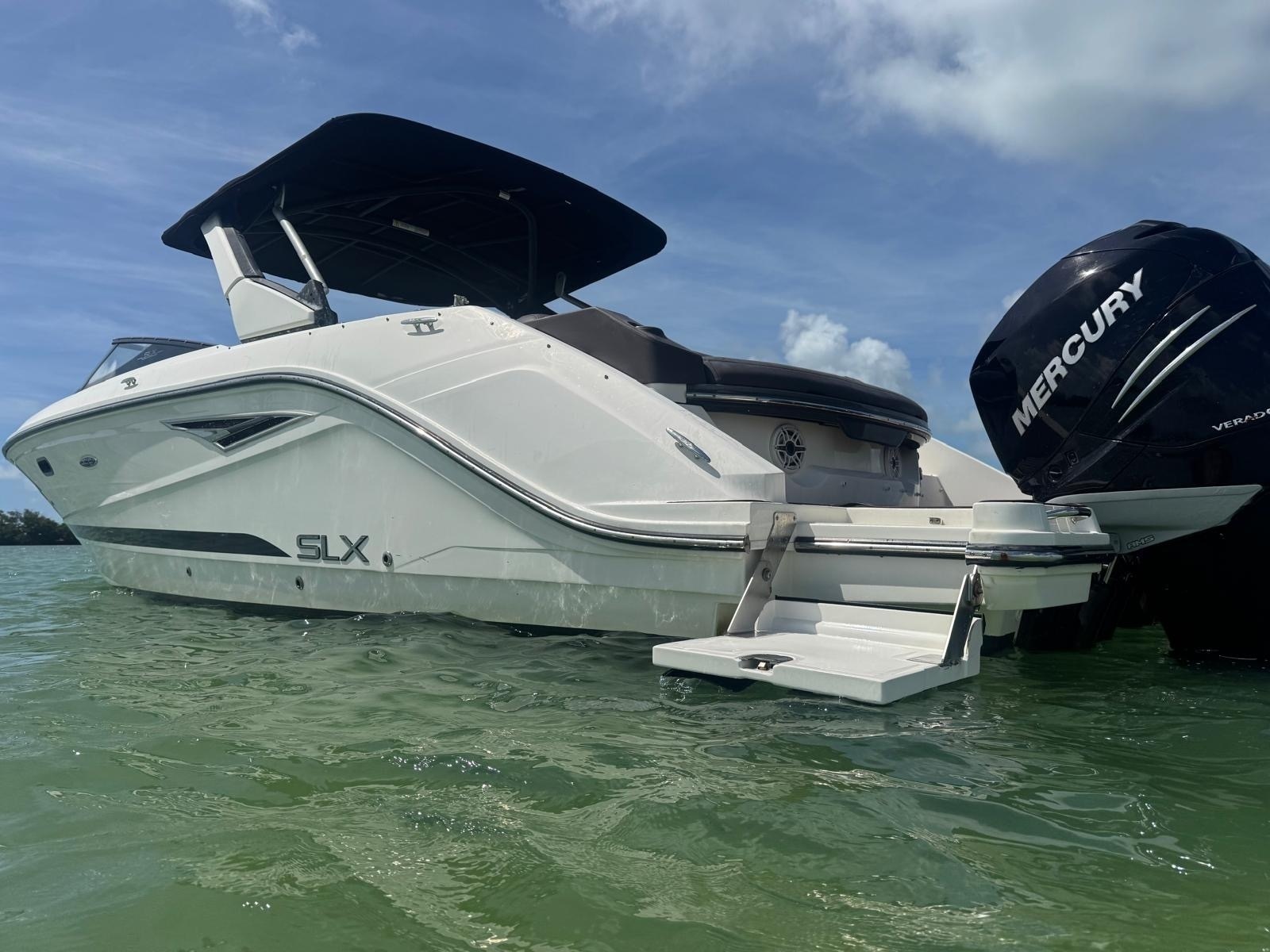 2017 Sea Ray 