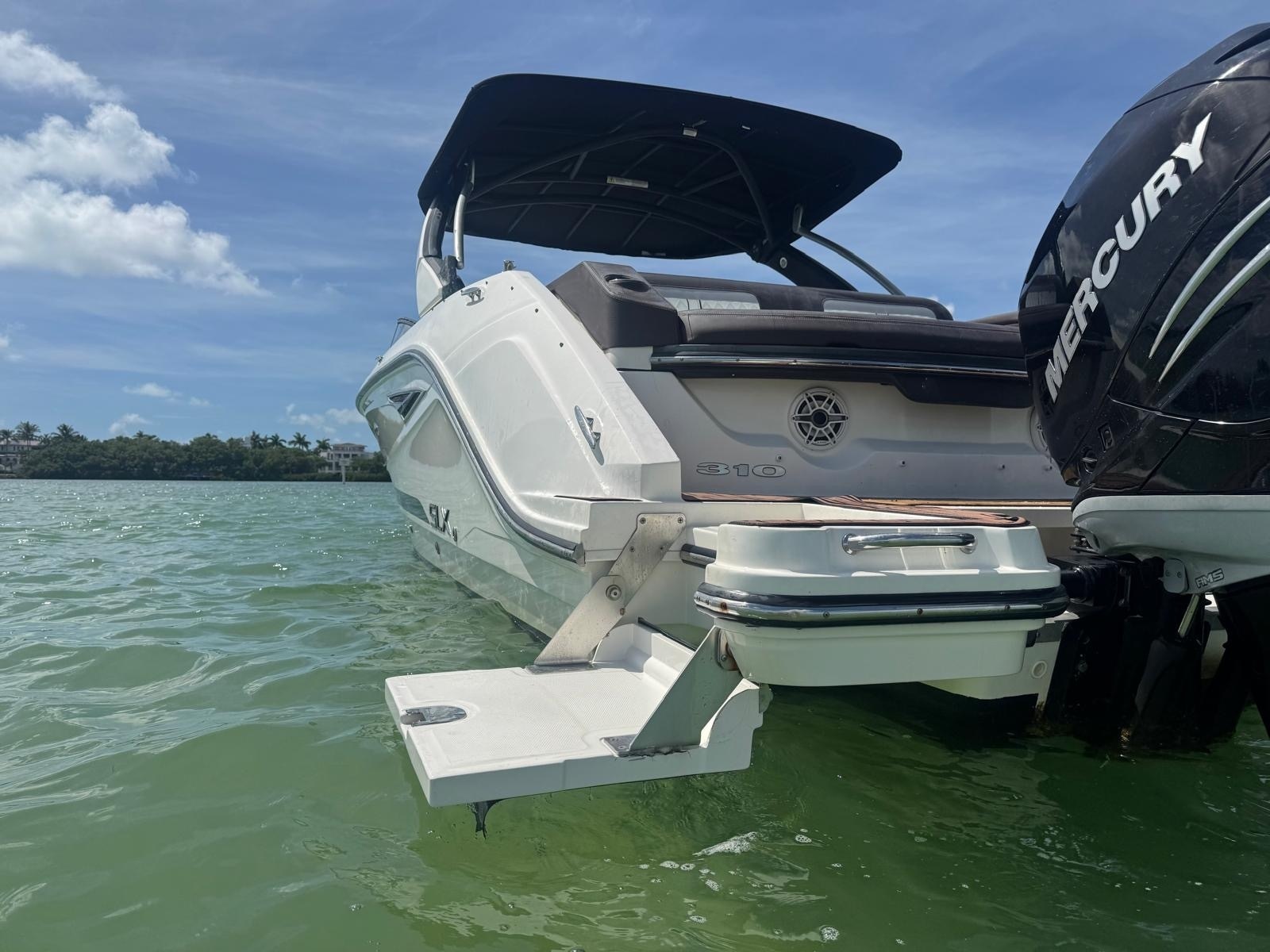 2017 Sea Ray 