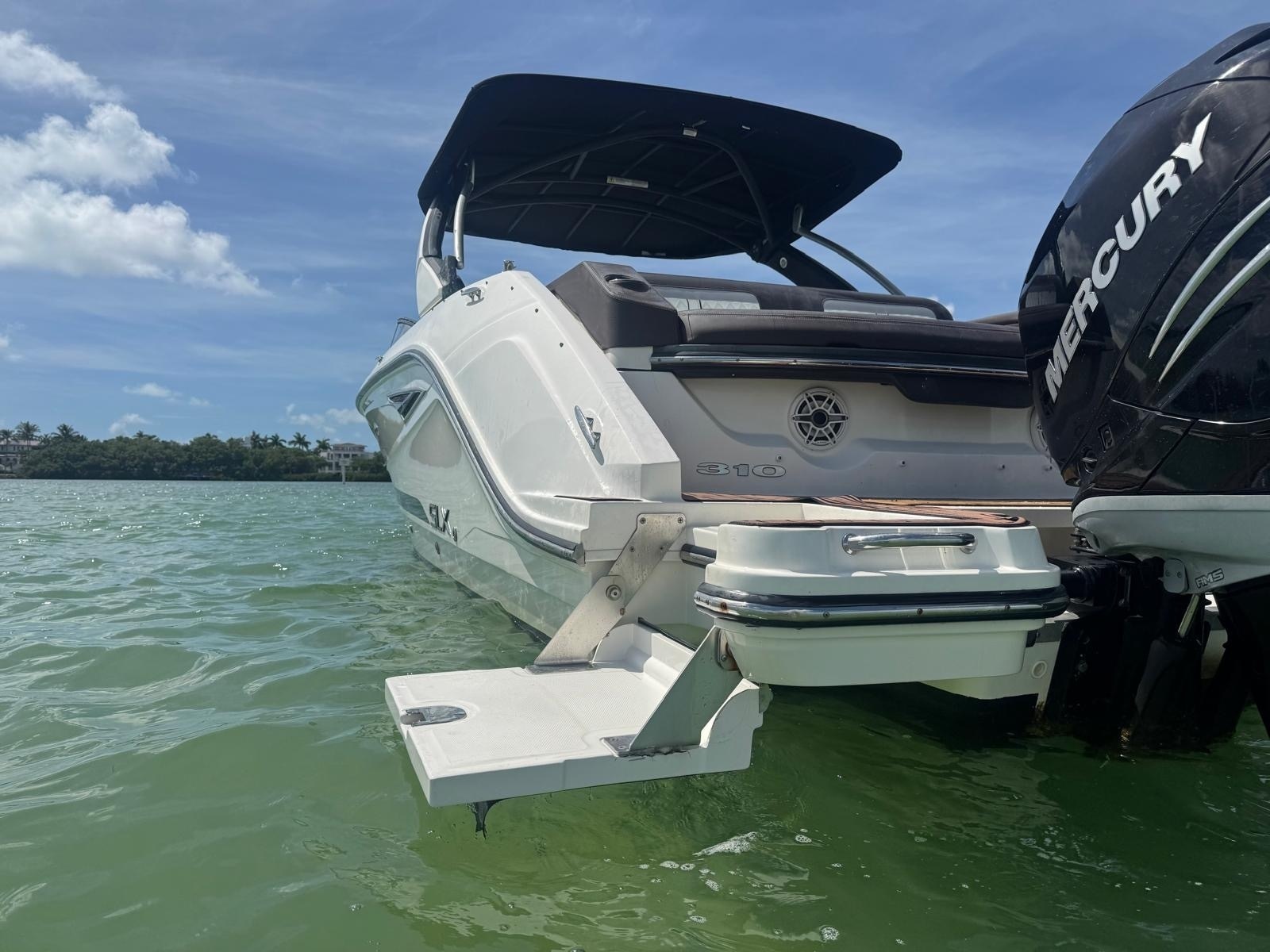 2017 Sea Ray 