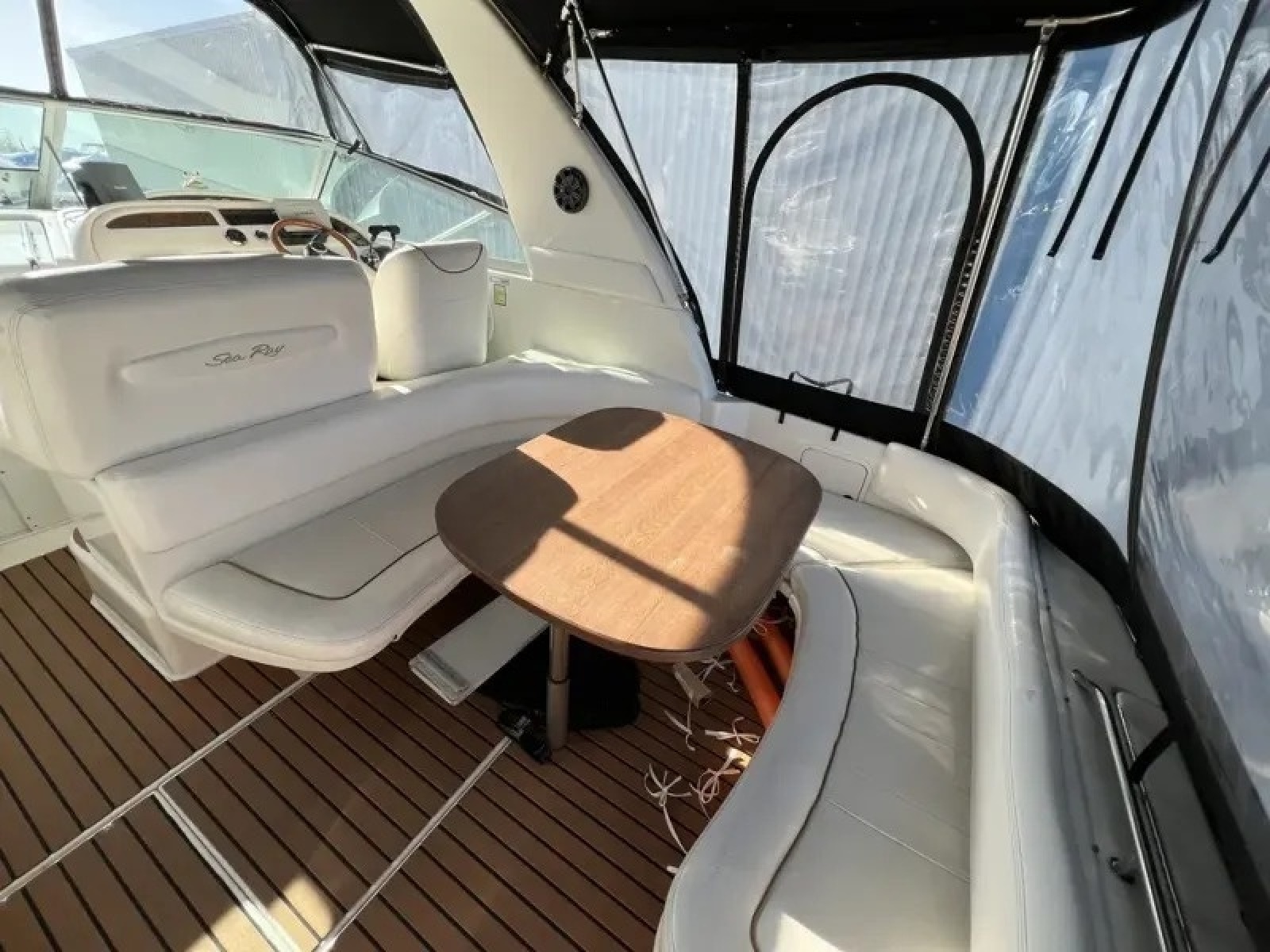 1999 Sea Ray SUNDANCER 310 31ft Sea Ray Yacht For Sale