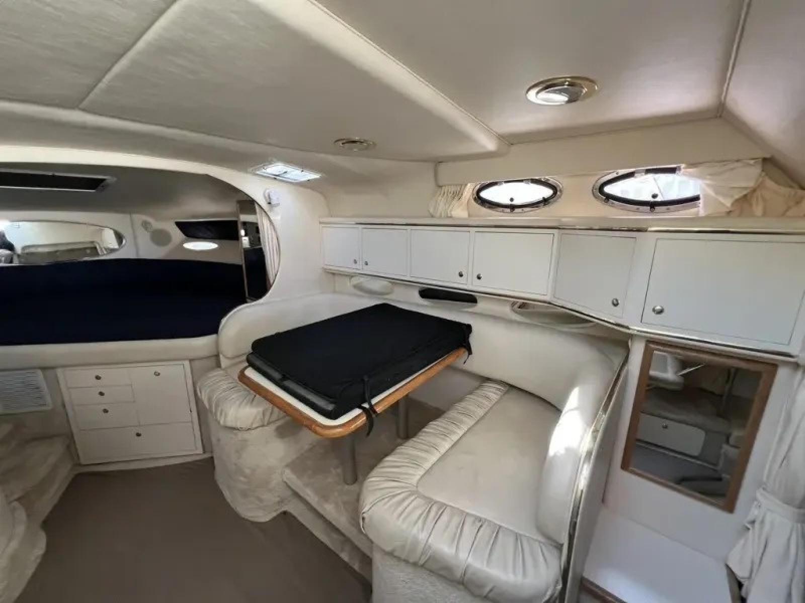 1999 Sea Ray SUNDANCER 310 31ft Sea Ray Yacht For Sale