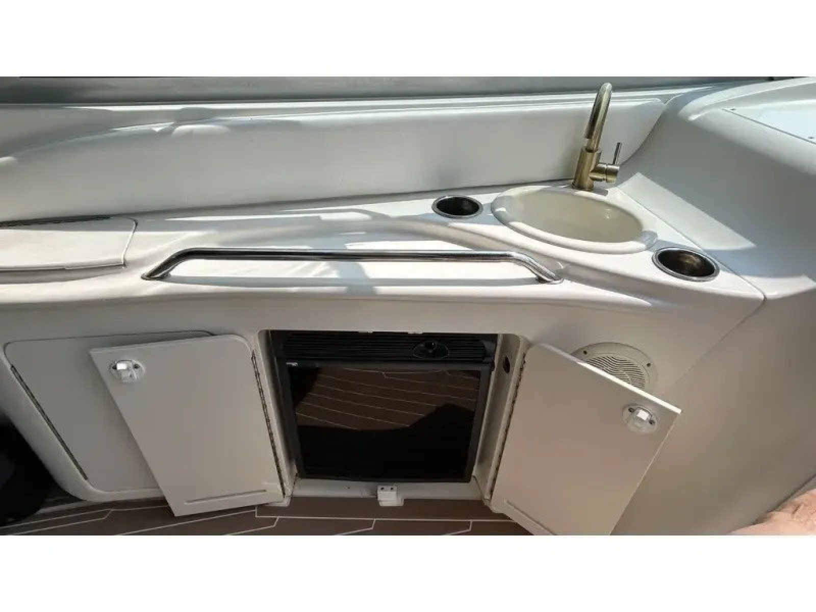 1999 Sea Ray Sundancer 340
