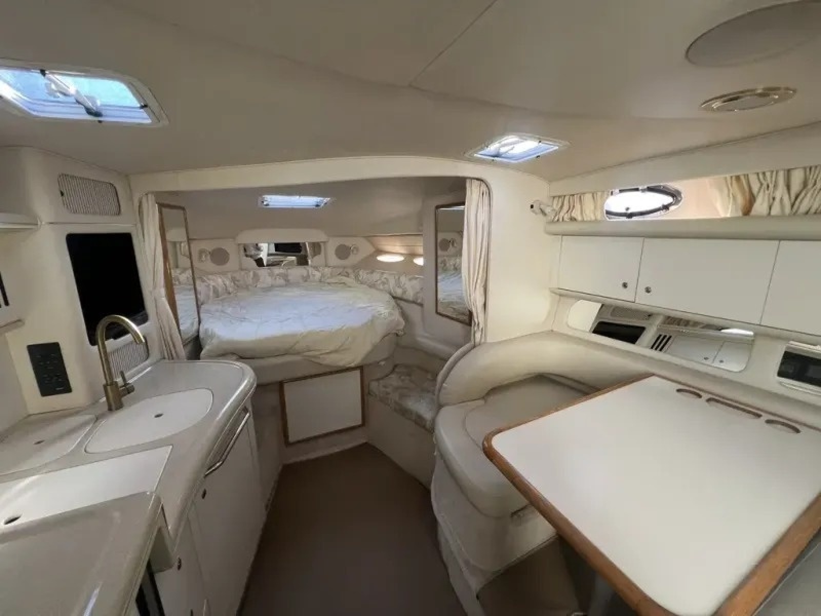 1999 Sea Ray Sundancer 340