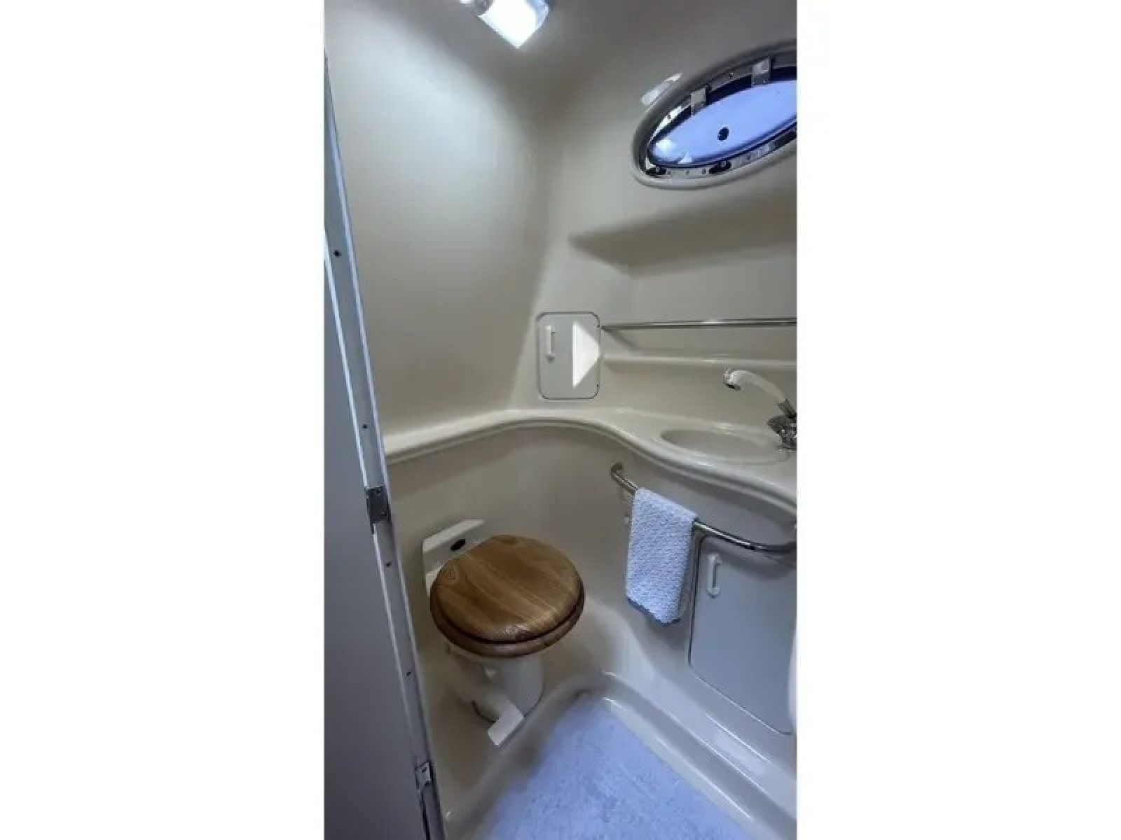 1999 Sea Ray Sundancer 340