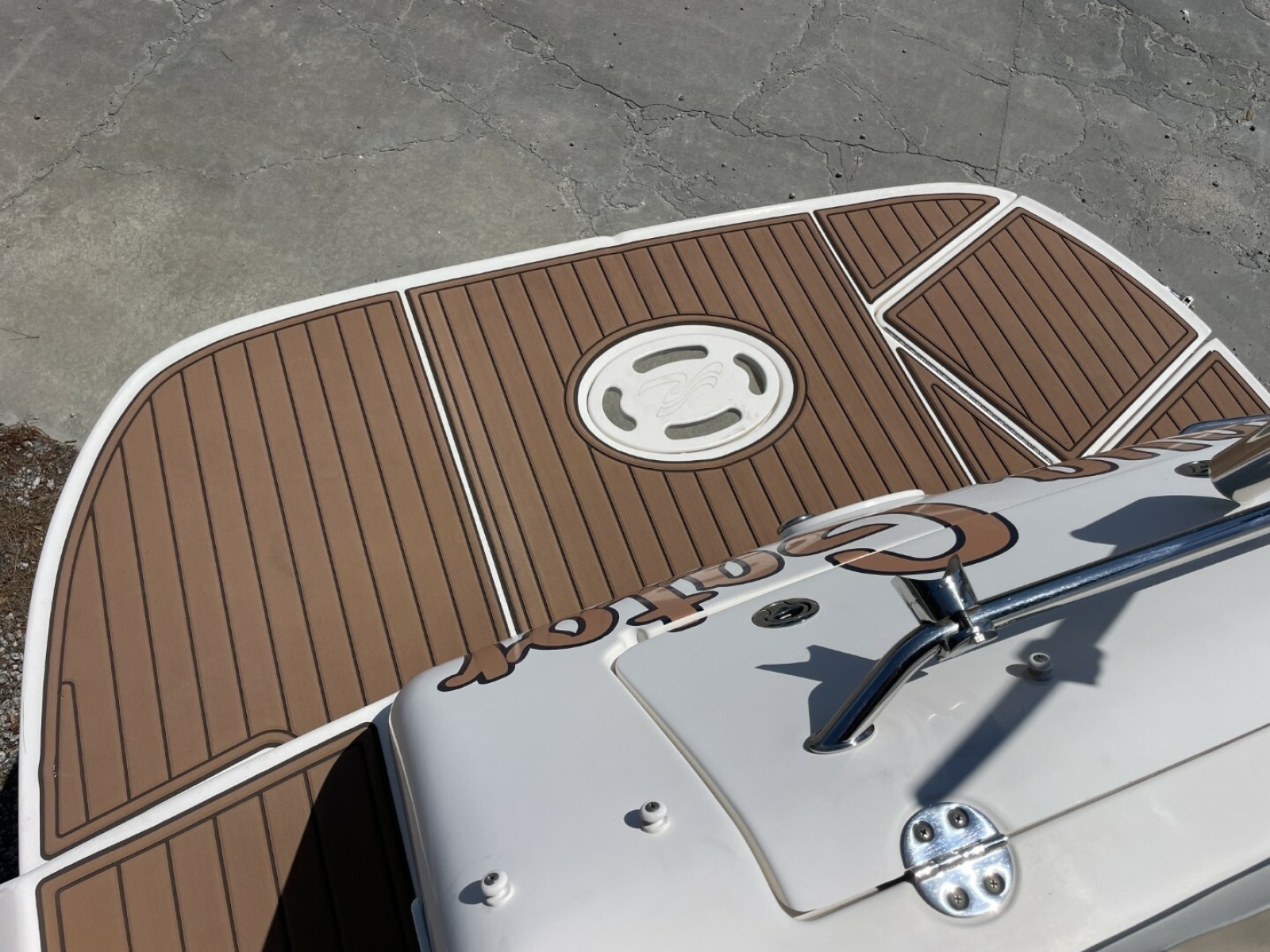 28ft Sea Ray Yacht For Sale